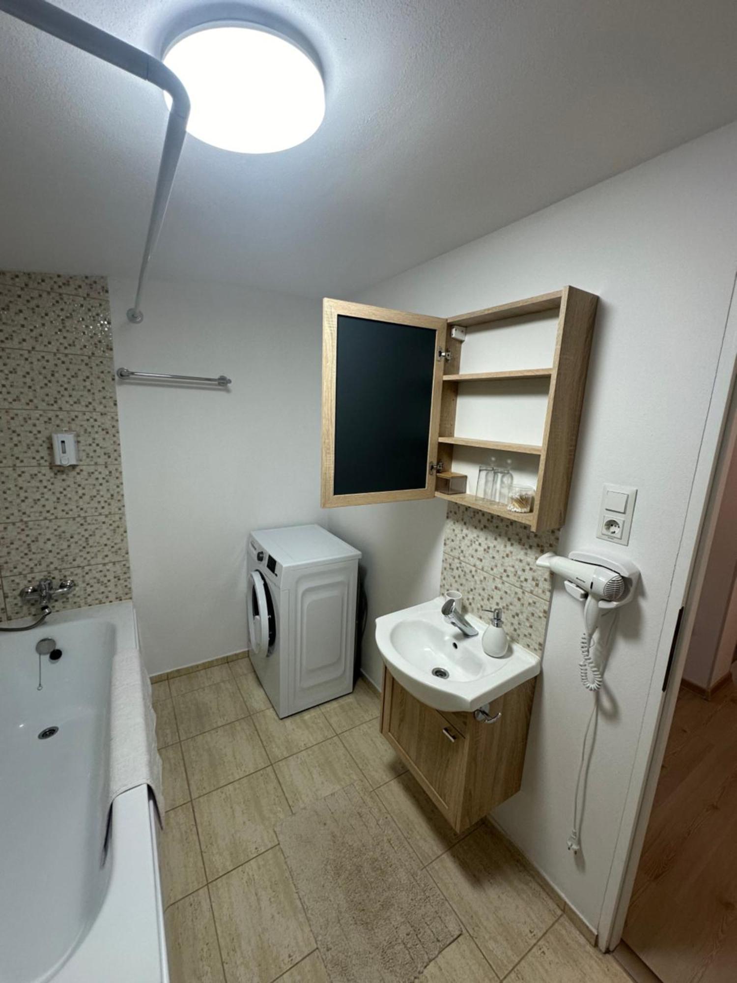 Jokai Apartments Nr7, Code Entry Sfantu Gheorghe  Exterior photo
